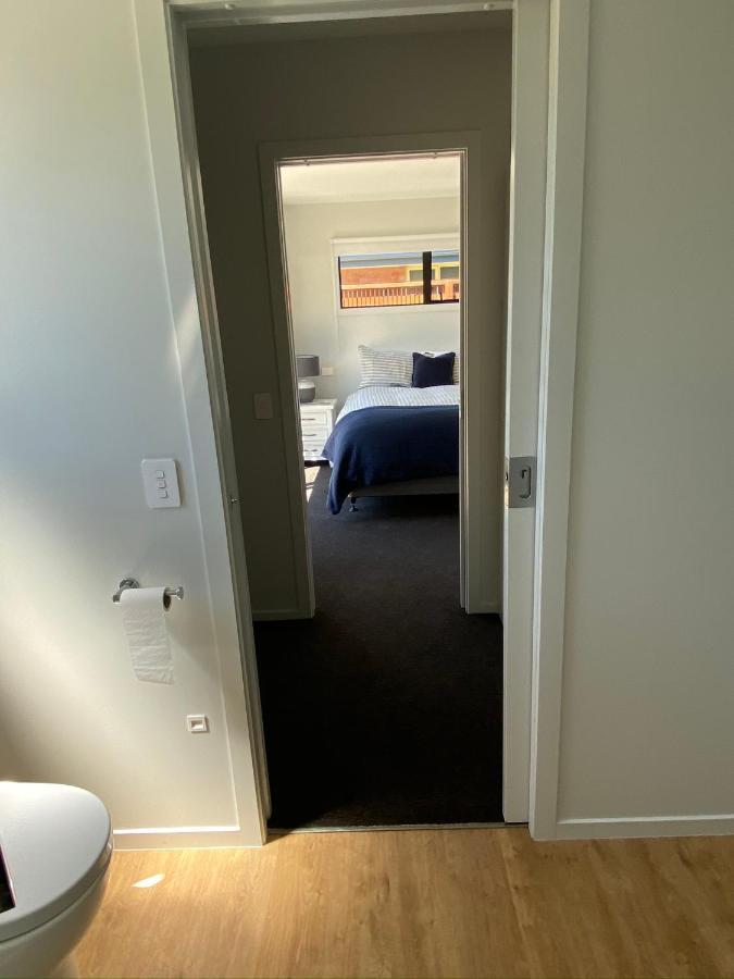 קרומוול Central Retreat And Self Contained With Free Wifi מראה חיצוני תמונה