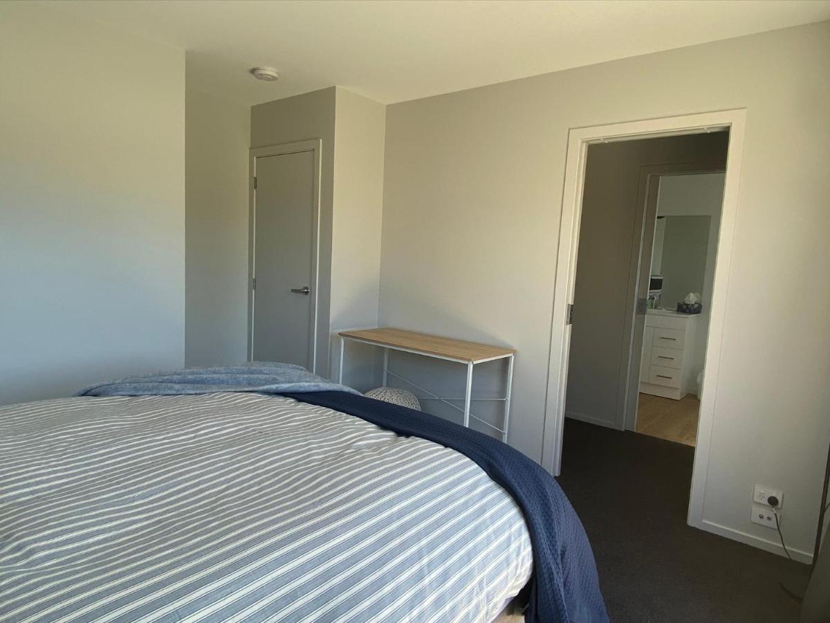 קרומוול Central Retreat And Self Contained With Free Wifi מראה חיצוני תמונה